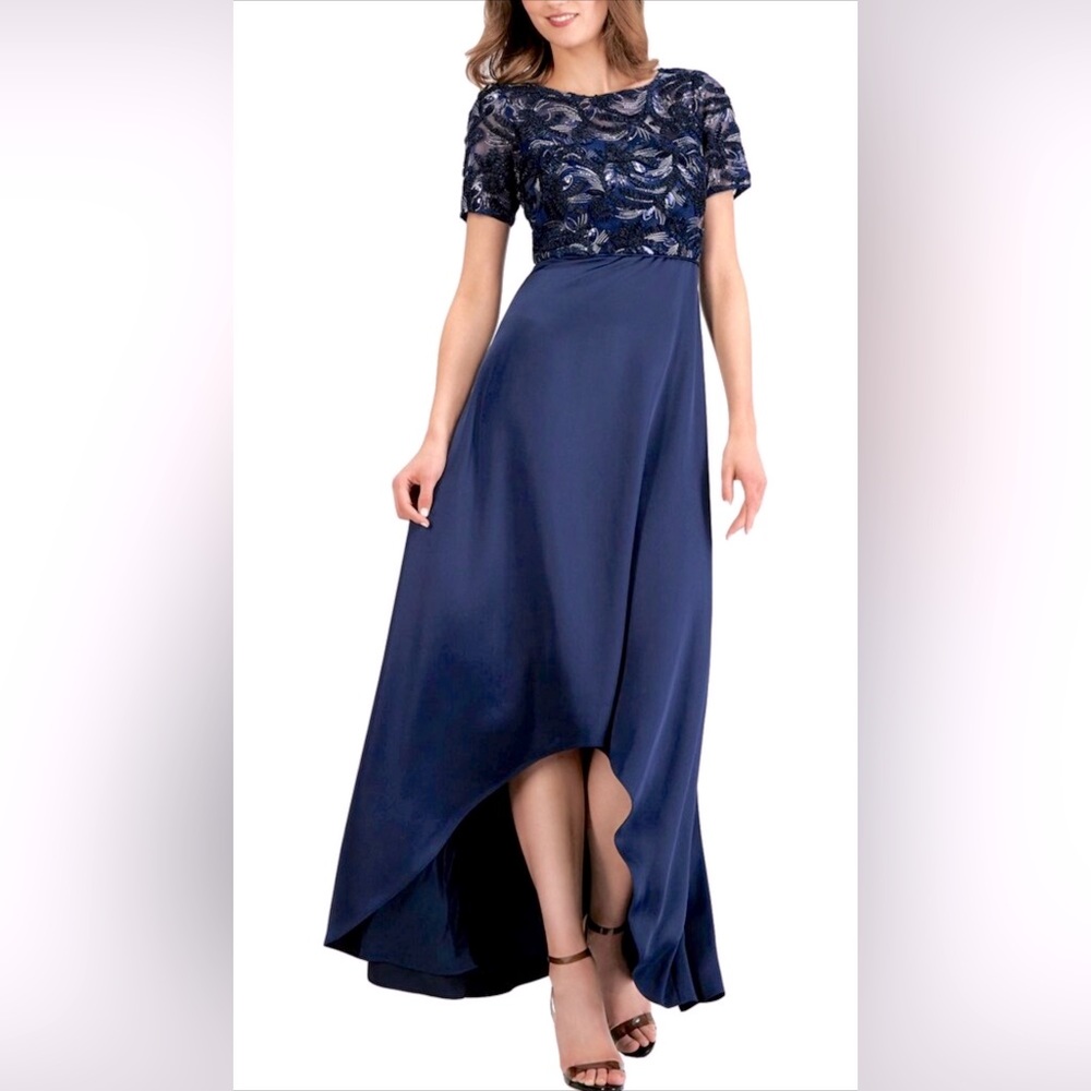 NWT Adrianna Papell Women midi Evening Dress
Metallic Embroidered - Midnight